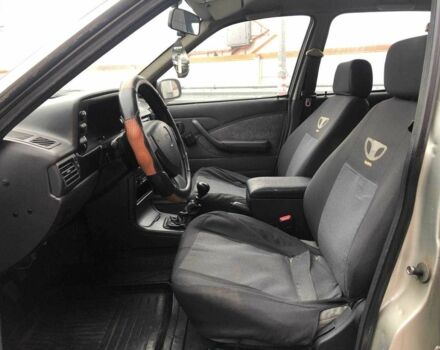 Сірий Деу Нексія, об'ємом двигуна 0 л та пробігом 273 тис. км за 1990 $, фото 10 на Automoto.ua