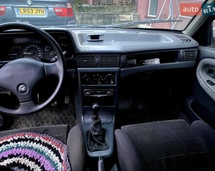 Серый Дэу Нексия, объемом двигателя 1.6 л и пробегом 208 тыс. км за 1200 $, фото 5 на Automoto.ua