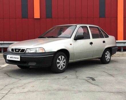 Сірий Деу Нексія, об'ємом двигуна 0 л та пробігом 273 тис. км за 1990 $, фото 3 на Automoto.ua