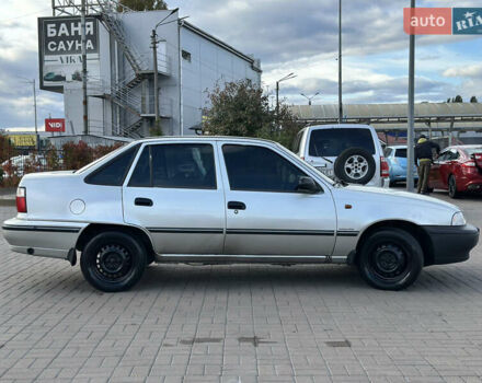 Серый Дэу Нексия, объемом двигателя 1.5 л и пробегом 158 тыс. км за 2300 $, фото 3 на Automoto.ua