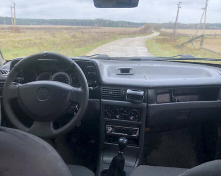 Серый Дэу Нексия, объемом двигателя 1.5 л и пробегом 30 тыс. км за 1400 $, фото 1 на Automoto.ua