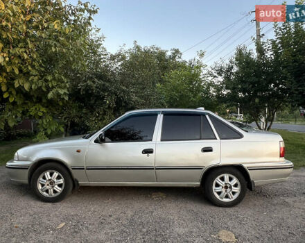 Серый Дэу Нексия, объемом двигателя 1.5 л и пробегом 248 тыс. км за 1800 $, фото 5 на Automoto.ua