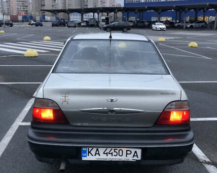 Сірий Деу Нексія, об'ємом двигуна 1.5 л та пробігом 330 тис. км за 1650 $, фото 1 на Automoto.ua
