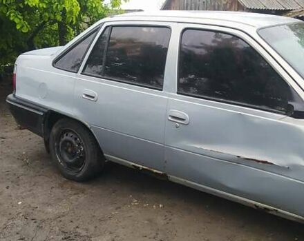 Серый Дэу Нексия, объемом двигателя 1.5 л и пробегом 334 тыс. км за 329 $, фото 4 на Automoto.ua