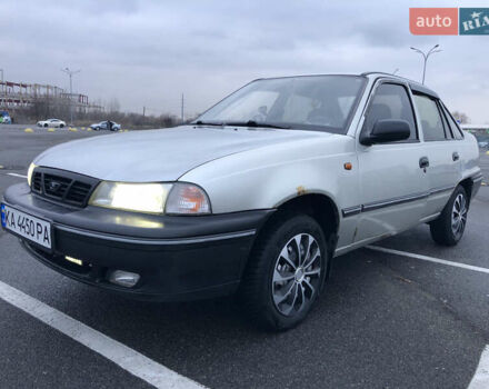 Сірий Деу Нексія, об'ємом двигуна 1.5 л та пробігом 330 тис. км за 1650 $, фото 6 на Automoto.ua