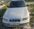 Сірий Деу Нексія, об'ємом двигуна 1.5 л та пробігом 240 тис. км за 2000 $, фото 1 на Automoto.ua