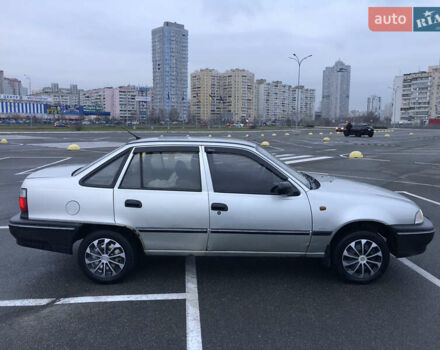 Сірий Деу Нексія, об'ємом двигуна 1.5 л та пробігом 330 тис. км за 1650 $, фото 11 на Automoto.ua