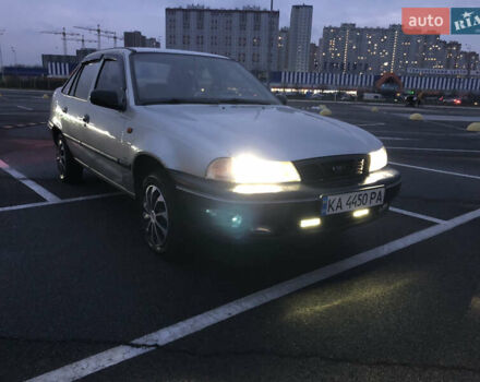 Сірий Деу Нексія, об'ємом двигуна 1.5 л та пробігом 330 тис. км за 1650 $, фото 3 на Automoto.ua