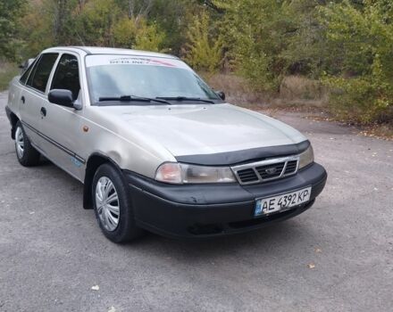 Сірий Деу Нексія, об'ємом двигуна 1.5 л та пробігом 280 тис. км за 1000 $, фото 9 на Automoto.ua