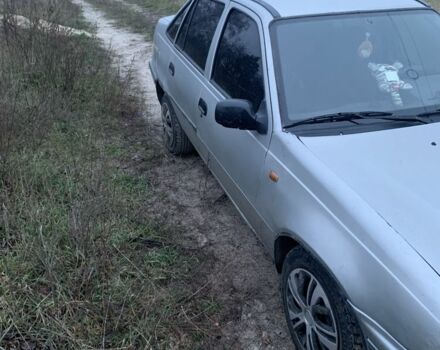 Серый Дэу Нексия, объемом двигателя 1.5 л и пробегом 200 тыс. км за 1118 $, фото 2 на Automoto.ua