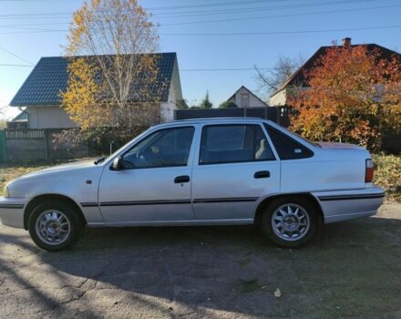 Деу Нексія 2007 у Синельниковом на Automoto.ua Сірий Деу Нексія, об'ємом двигуна 1.5 л та пробігом 1 тис. км за 1595 $, фото 1 на Automoto.ua