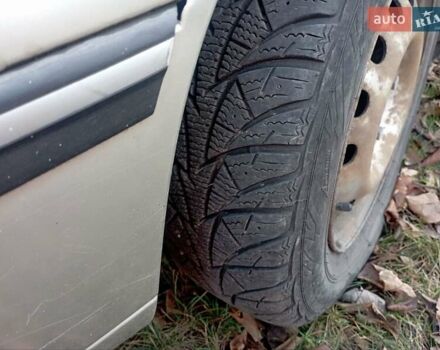 Сірий Деу Нексія, об'ємом двигуна 1.6 л та пробігом 136 тис. км за 709 $, фото 2 на Automoto.ua