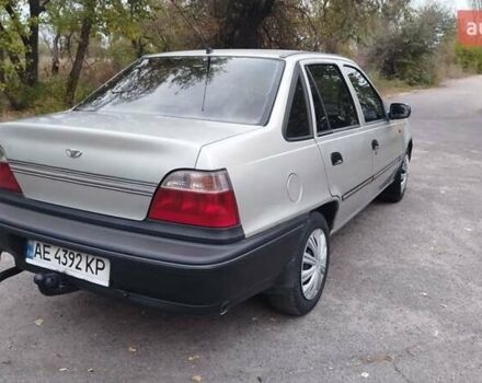 Сірий Деу Нексія, об'ємом двигуна 1.5 л та пробігом 280 тис. км за 1000 $, фото 1 на Automoto.ua