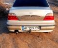 Сірий Деу Нексія, об'ємом двигуна 1.5 л та пробігом 300 тис. км за 1750 $, фото 1 на Automoto.ua