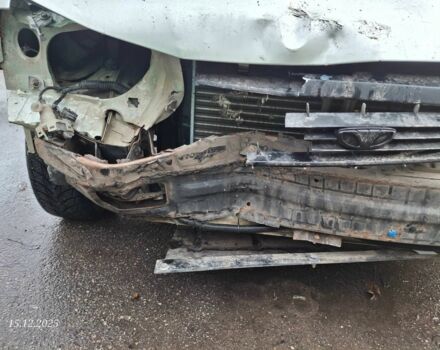 Серый Дэу Нексия, объемом двигателя 1.6 л и пробегом 180 тыс. км за 1600 $, фото 1 на Automoto.ua