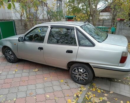 Дэу Нексия 2008 в Тараще на Automoto.ua Серый Дэу Нексия, объемом двигателя 1.5 л и пробегом 225 тыс. км за 750 $, фото 11 на Automoto.ua