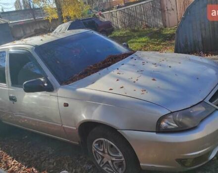 Сірий Деу Нексія, об'ємом двигуна 1.5 л та пробігом 215 тис. км за 2000 $, фото 4 на Automoto.ua