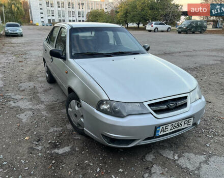Сірий Деу Нексія, об'ємом двигуна 1.5 л та пробігом 212 тис. км за 2000 $, фото 2 на Automoto.ua