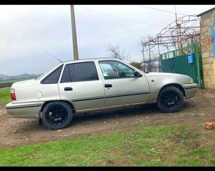 Серый Дэу Нексия, объемом двигателя 1.5 л и пробегом 187 тыс. км за 2100 $, фото 2 на Automoto.ua