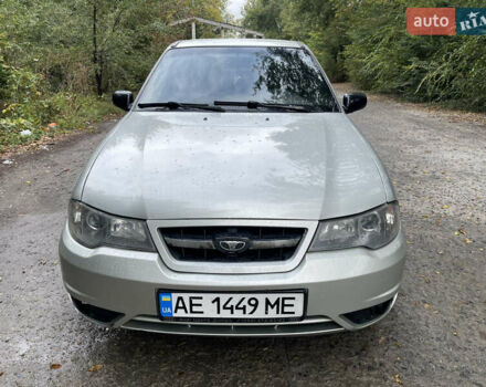 Сірий Деу Нексія, об'ємом двигуна 1.5 л та пробігом 221 тис. км за 2100 $, фото 1 на Automoto.ua