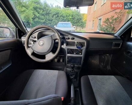 Серый Дэу Нексия, объемом двигателя 1.5 л и пробегом 122 тыс. км за 1600 $, фото 3 на Automoto.ua