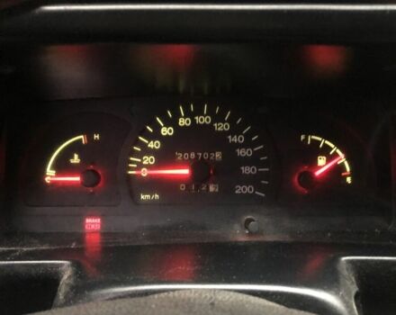 Сірий Деу Нексія, об'ємом двигуна 1.5 л та пробігом 208 тис. км за 1700 $, фото 13 на Automoto.ua