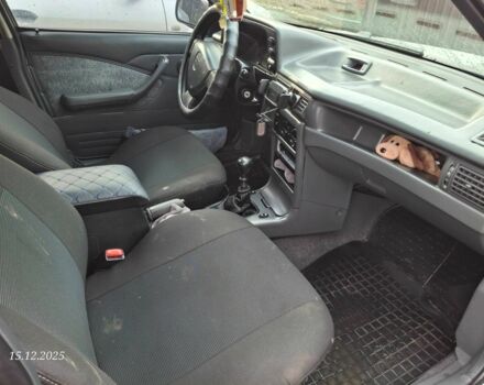 Серый Дэу Нексия, объемом двигателя 1.5 л и пробегом 180 тыс. км за 1700 $, фото 2 на Automoto.ua