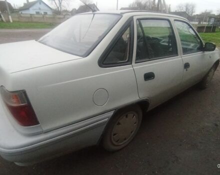 Серый Дэу Нексия, объемом двигателя 1.5 л и пробегом 150 тыс. км за 1200 $, фото 5 на Automoto.ua