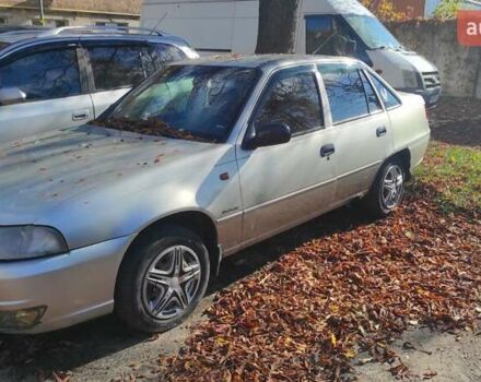 Сірий Деу Нексія, об'ємом двигуна 1.5 л та пробігом 215 тис. км за 2000 $, фото 3 на Automoto.ua