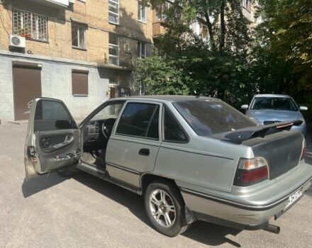 Сірий Деу Нексія, об'ємом двигуна 1.5 л та пробігом 300 тис. км за 1700 $, фото 5 на Automoto.ua