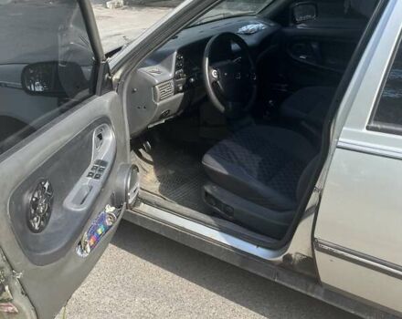 Серый Дэу Нексия, объемом двигателя 1.6 л и пробегом 300 тыс. км за 1800 $, фото 6 на Automoto.ua