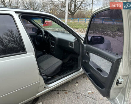 Серый Дэу Нексия, объемом двигателя 1.5 л и пробегом 199 тыс. км за 1900 $, фото 8 на Automoto.ua