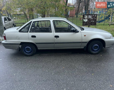 Сірий Деу Нексія, об'ємом двигуна 1.5 л та пробігом 181 тис. км за 2600 $, фото 4 на Automoto.ua