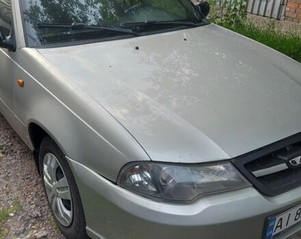 Сірий Деу Нексія, об'ємом двигуна 1.5 л та пробігом 133 тис. км за 2200 $, фото 3 на Automoto.ua