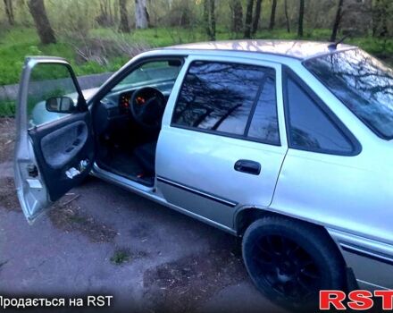 Серый Дэу Нексия, объемом двигателя 1.5 л и пробегом 187 тыс. км за 2100 $, фото 3 на Automoto.ua