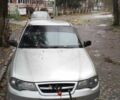 Сірий Деу Нексія, об'ємом двигуна 1.5 л та пробігом 250 тис. км за 1000 $, фото 1 на Automoto.ua