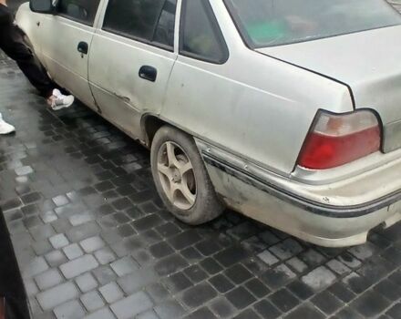 Сірий Деу Нексія, об'ємом двигуна 1.5 л та пробігом 249 тис. км за 714 $, фото 2 на Automoto.ua