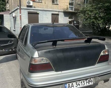 Серый Дэу Нексия, объемом двигателя 1.6 л и пробегом 300 тыс. км за 1800 $, фото 4 на Automoto.ua