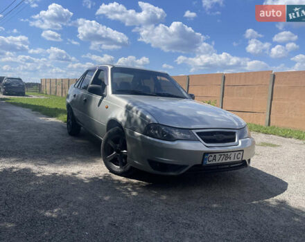 Серый Дэу Нексия, объемом двигателя 1.5 л и пробегом 199 тыс. км за 2300 $, фото 5 на Automoto.ua