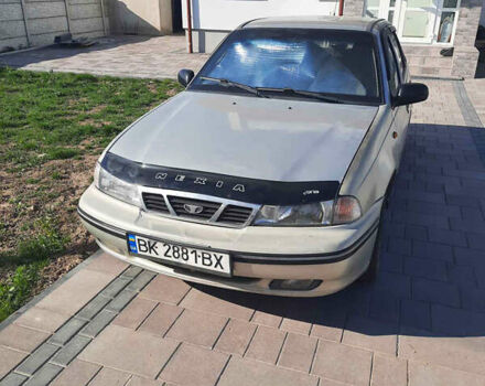 Сірий Деу Нексія, об'ємом двигуна 1.5 л та пробігом 170 тис. км за 1800 $, фото 1 на Automoto.ua