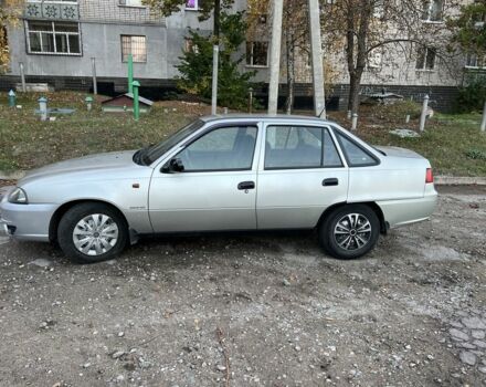 Серый Дэу Нексия, объемом двигателя 1.5 л и пробегом 212 тыс. км за 2000 $, фото 1 на Automoto.ua