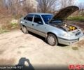 Серый Дэу Нексия, объемом двигателя 1.6 л и пробегом 250 тыс. км за 1300 $, фото 1 на Automoto.ua