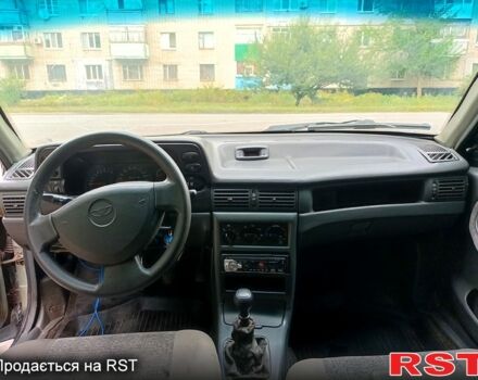 Сірий Деу Нексія, об'ємом двигуна 1.6 л та пробігом 0 тис. км за 700 $, фото 4 на Automoto.ua