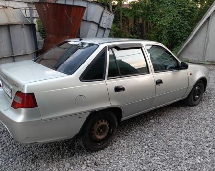 Серый Дэу Нексия, объемом двигателя 1.5 л и пробегом 247 тыс. км за 1180 $, фото 3 на Automoto.ua