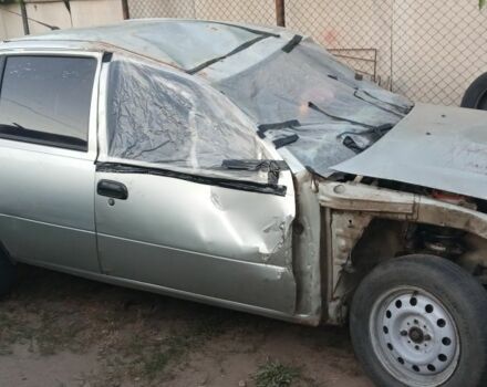 Сірий Деу Нексія, об'ємом двигуна 1.5 л та пробігом 100 тис. км за 1000 $, фото 6 на Automoto.ua