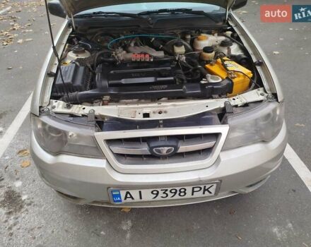 Серый Дэу Нексия, объемом двигателя 1.6 л и пробегом 213 тыс. км за 1666 $, фото 4 на Automoto.ua