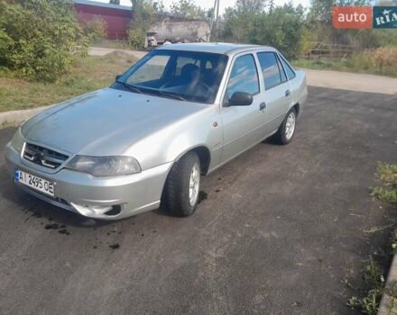 Серый Дэу Нексия, объемом двигателя 1.5 л и пробегом 300 тыс. км за 1750 $, фото 1 на Automoto.ua