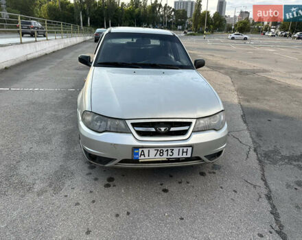 Сірий Деу Нексія, об'ємом двигуна 1.5 л та пробігом 300 тис. км за 1500 $, фото 1 на Automoto.ua