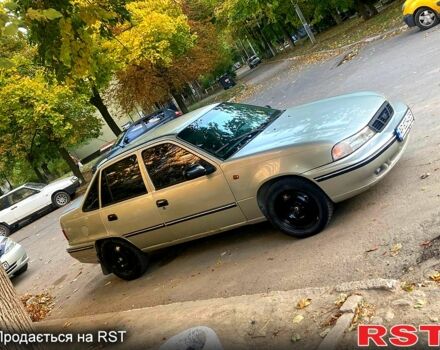 Серый Дэу Нексия, объемом двигателя 1.5 л и пробегом 187 тыс. км за 2100 $, фото 5 на Automoto.ua