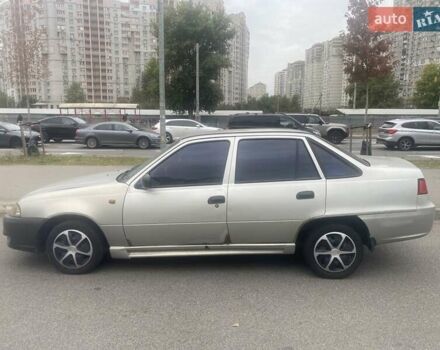 Сірий Деу Нексія, об'ємом двигуна 1.6 л та пробігом 225 тис. км за 1300 $, фото 2 на Automoto.ua